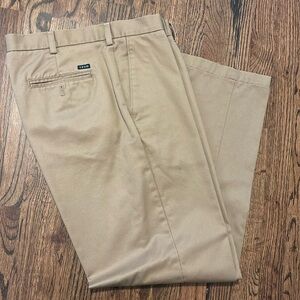 Izod khakis 36x32 like new